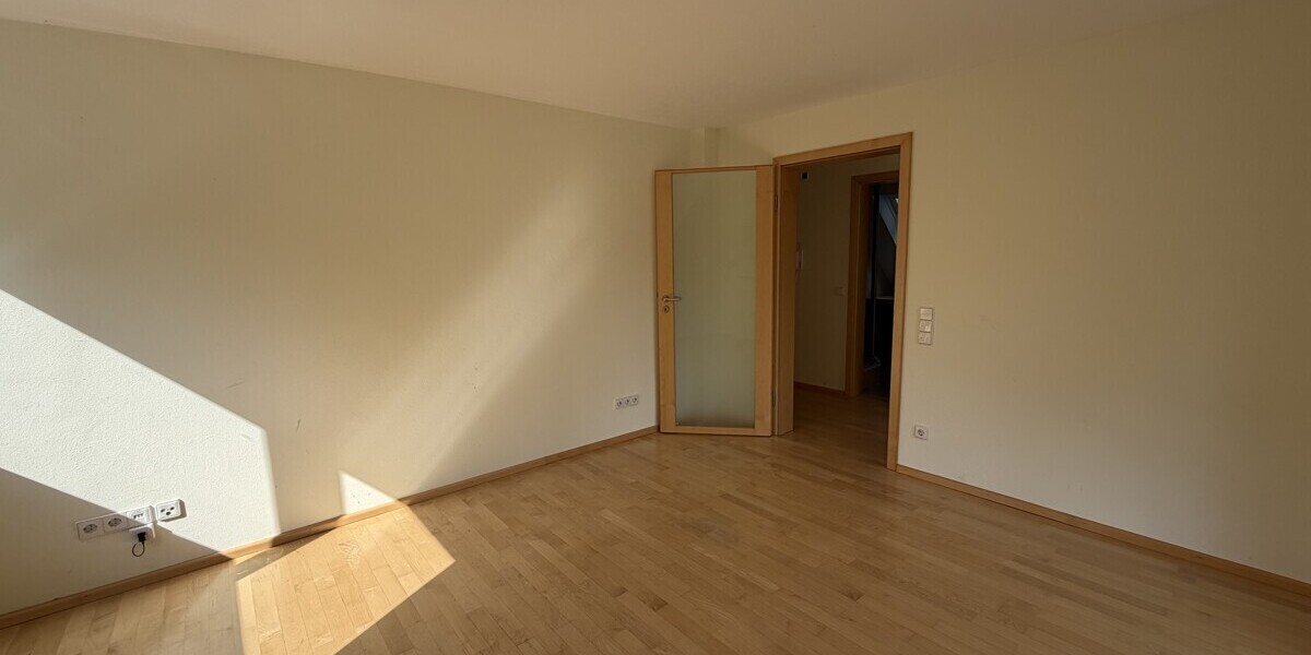 Zentrale 2-Zimmer Dachwohnung mit Balkon - Dachgeschoßwohnung Bad Wildbad Wildbad | Angebot:27278625