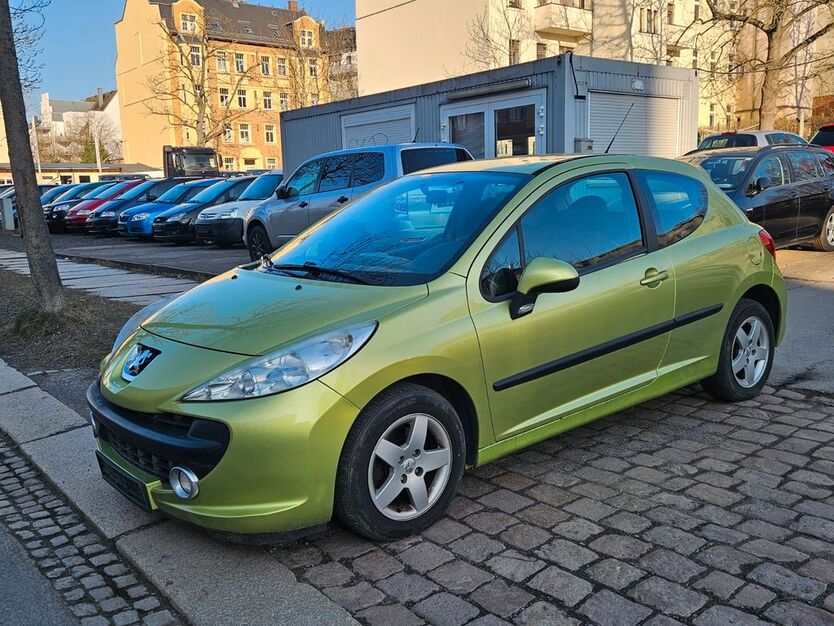 Peugeot 207 145.000 km 1.390 € Chemnitz 09120
