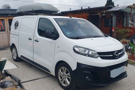 Opel Vivaro 102.800 km 19.000 &euro; Elbingen 56459