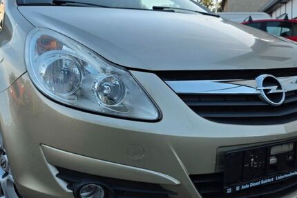 Opel Corsa 81.600 km 2.999 &euro; Zwenkau 04442