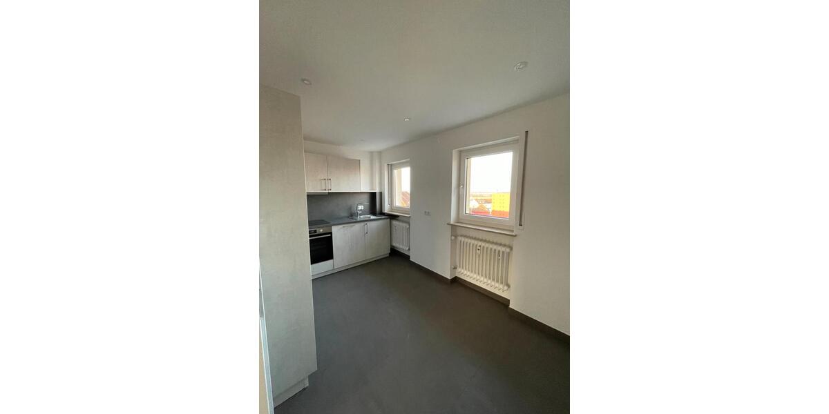 Etagenwohnung Cadolzburg - 3 Zimmer, 72 m&sup2;, 995&euro; | Angebot:26232090