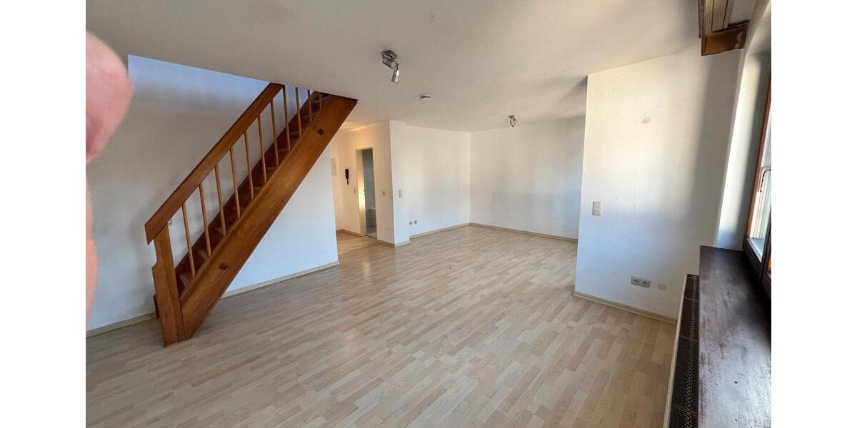 Etagenwohnung Steinau an der Straße - 3 Zimmer, 89 m&sup2;, 750&euro; | Angebot:26598376