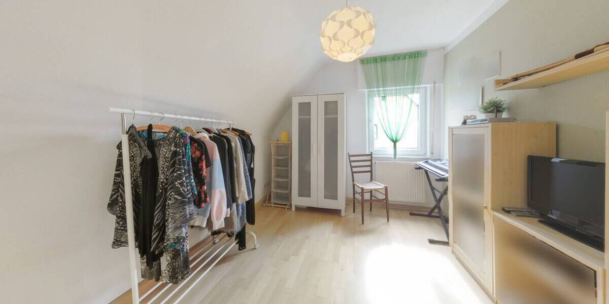 Einfamilienhaus Roth Eckersmühlen - 7 Zimmer, 140 m&sup2;, 349.000&euro; | Angebot:26244293