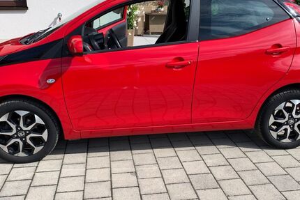 Toyota Aygo (X) 38.000 km 9.900 &euro; Weihenstephan 84098