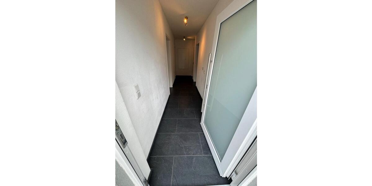 2 Zimmer Wohnung im EG 89 qm mit Keller 2 zimmer