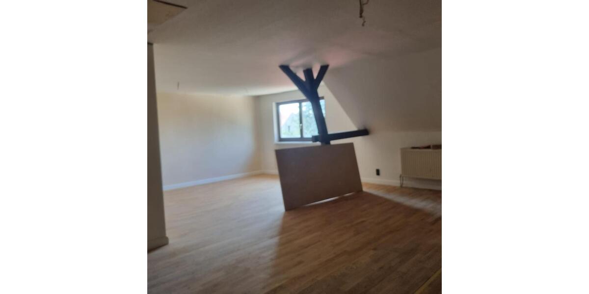 Einfamilienhaus Buttstädt - 6 Zimmer, 160 m&sup2;, 100.000&euro; | Angebot:27127516