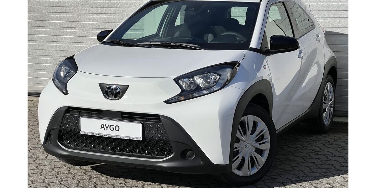 Toyota Aygo (X) 2.500 km 15.690 &euro; Moorenweis 82272