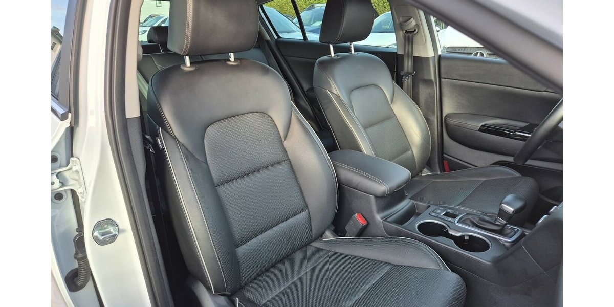 Kia Sportage Black Edition 4WD Automatik, Leder, Apple 28.421 km 24.890 &euro; Rodgau 63110