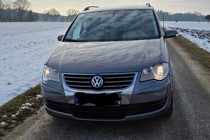 VW Touran 222.179 km 4.999 &euro; Markt Indersdorf 85229