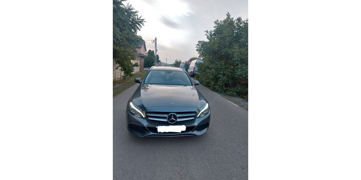 Mercedes-Benz C 180 254.000 km 10.500 &euro; Nieheim 33039