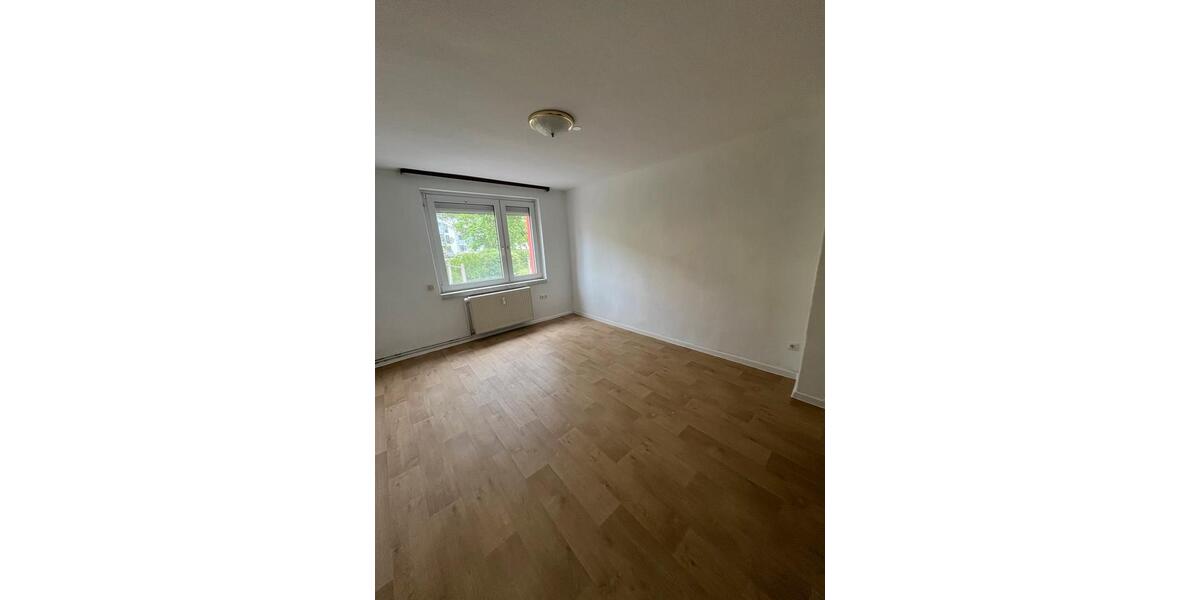Hochparterre Haldensleben - 3 Zimmer, 60 m&sup2;, 450&euro; | Angebot:26446341