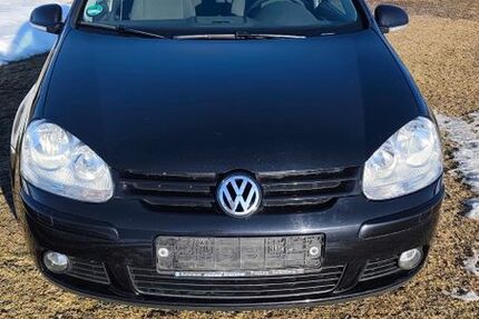 VW Golf 270.756 km 2.290 &euro; Hinterschmiding 94146