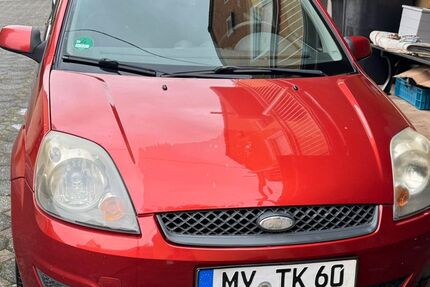 Ford Fiesta 268.500 km 950 € Bendorf 56170