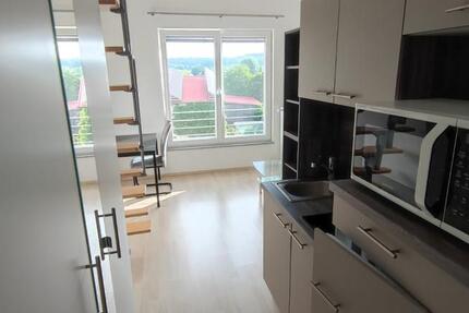 #2.09# Schöne vollmöblierte GalerieWohnung mit EBK. Ab Anfang Mai