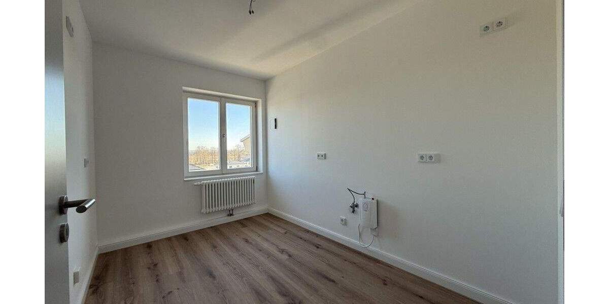 Etagenwohnung Frankfurt (Oder) Frankfurt - 3 Zimmer, 82 m&sup2;, 865&euro; | Angebot:25672162