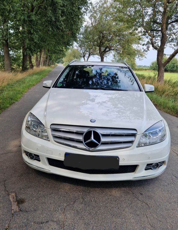 Mercedes-Benz C 180 182.000 km 7.200 € Berne 27804