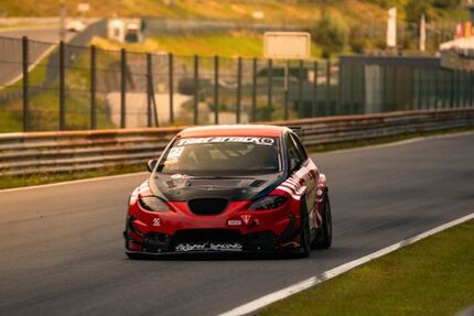 Seat Leon 7.650 km 39.900 &euro; Klettgau- Griessen 79771