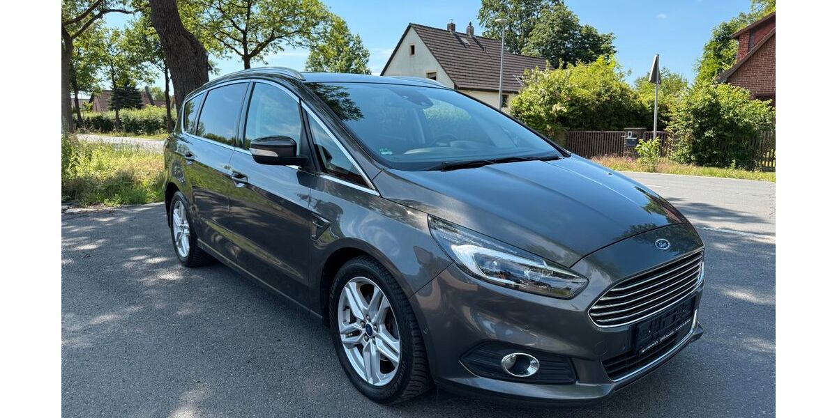 Ford S-Max 180.800 km 13.500 &euro; Neustadt 31535