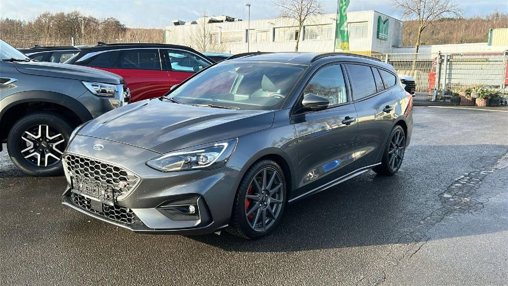 Ford Focus 81.900 km 21.980 &euro; Marsberg 34431