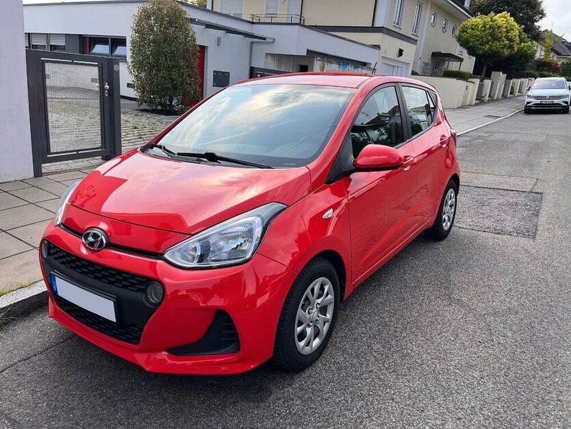 i10