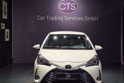 Toyota Yaris 97.966 km 11.900 &euro; Düsseldorf 40476