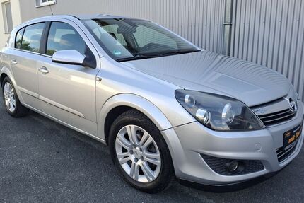 Opel Astra 108.000 km 3.990 &euro; Derenburg 38895