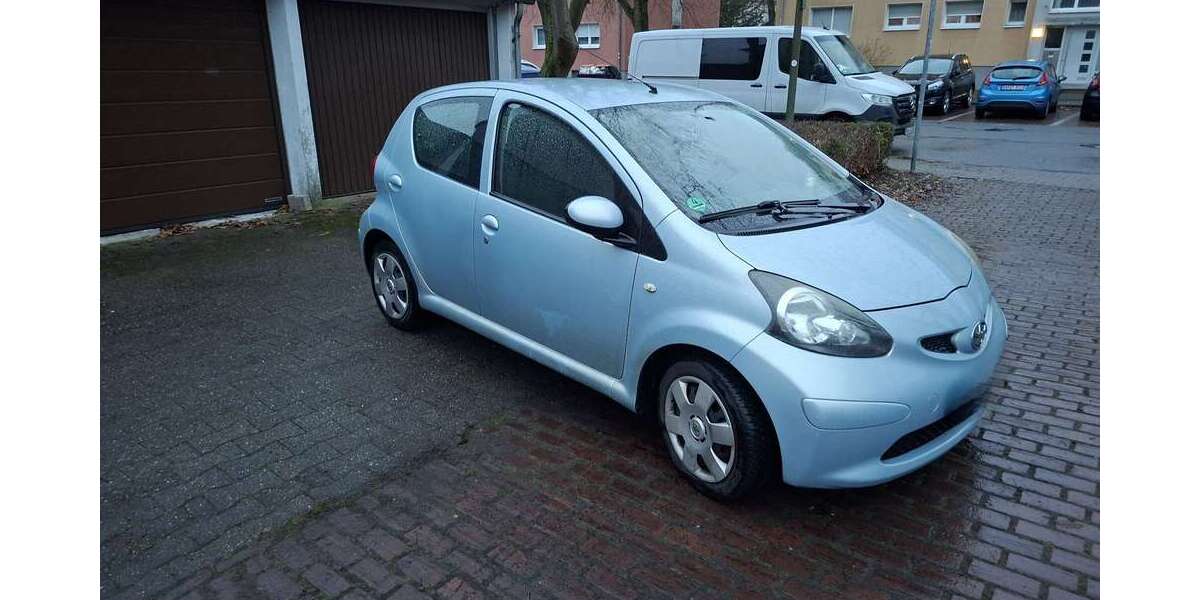 Toyota Aygo 170.000 km 1.999 &euro; hamm 59073