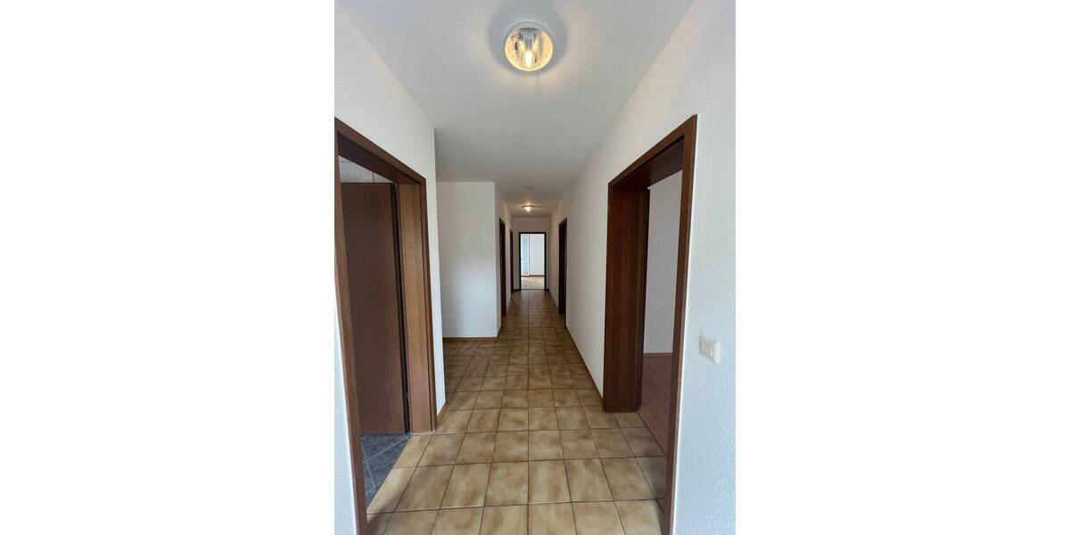 Etagenwohnung Bad Kissingen Garitz - 3 Zimmer, 105 m&sup2;, 850&euro; | Angebot:26788100