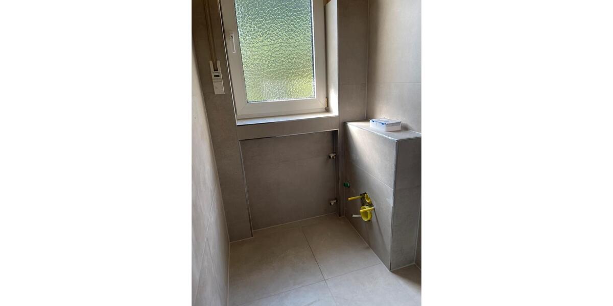 Kernsaniertes Einfamilien-Endhaus mit Garage 7 zimmer