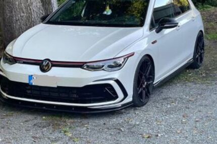 VW Golf 69.600 km 25.999 &euro; Treuen 08233
