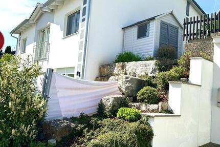 Zweifamilienhaus - TOP Lage in NEA - fast wie NEU !!!