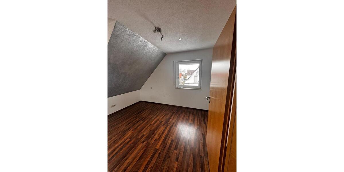 Etagenwohnung Wemding - 3 Zimmer, 100 m&sup2;, 900&euro; | Angebot:26489928