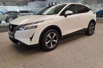 Nissan Qashqai 18.000 km 23.490 &euro; Moers 47441