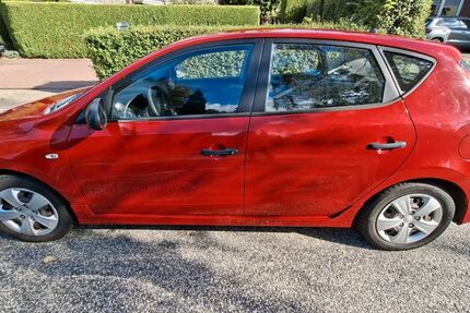 Hyundai i30 175.700 km 2.100 € Halstenbek 25469