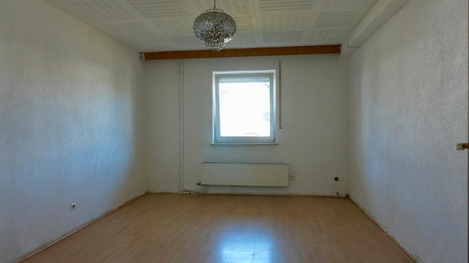 Erdgeschoßwohnung Nidda - 3 Zimmer, 99 m&sup2;, 1.100&euro; | Angebot:26130138