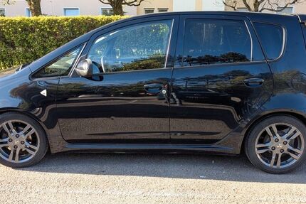 Mitsubishi Colt 129.000 km 4.200 &euro; München 81735