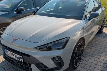 Cupra Leon 44.939 km 31.990 &euro; Baesweiler 52499