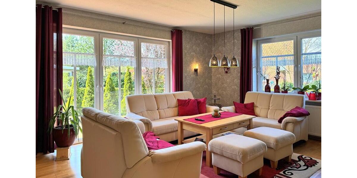 Einfamilienhaus Uplengen - 4 Zimmer, 140 m&sup2;, 1.200&euro; | Angebot:26235096