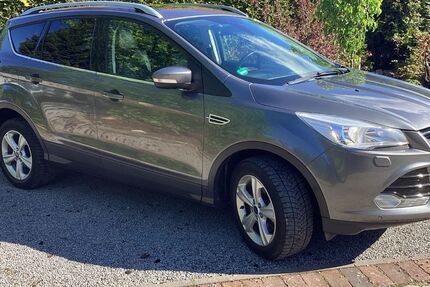 Ford Kuga 79.600 km 9.800 &euro; Porta Westfalica 32457