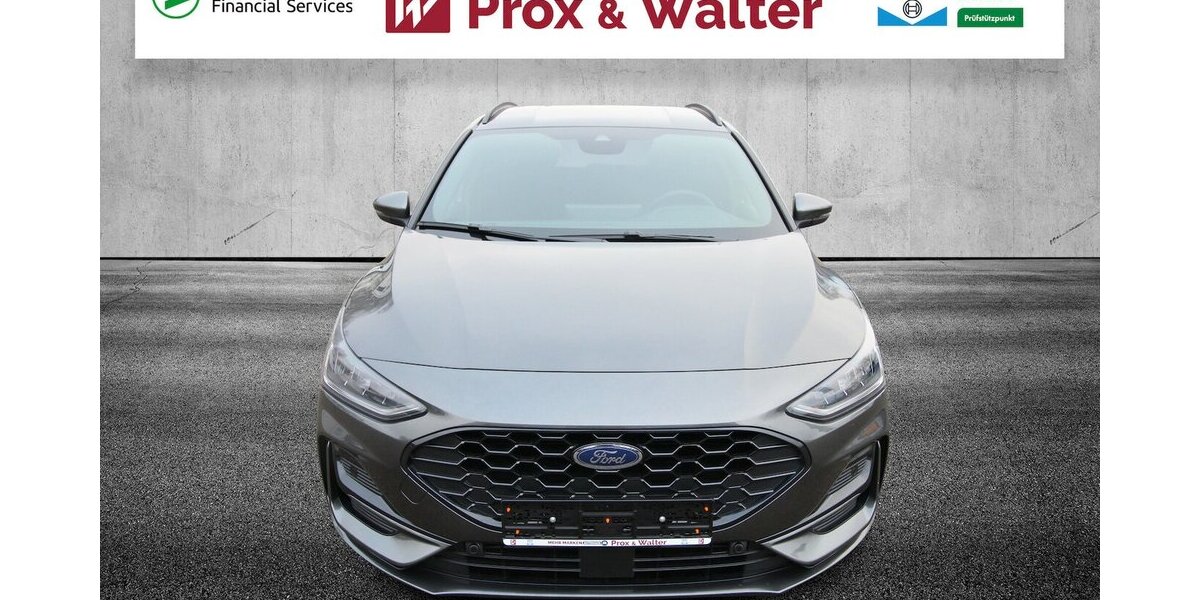 Ford Focus Turnier Mild-Hybrid ST-Line LED+NAVI+ACC 11.904 km 22.500 &euro; Hagenow 19230
