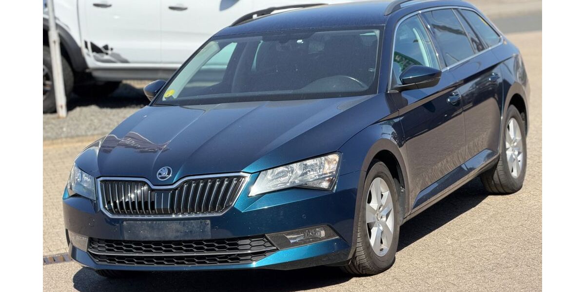 Skoda Superb 174.390 km 9.900 &euro; Hückelhoven 41836