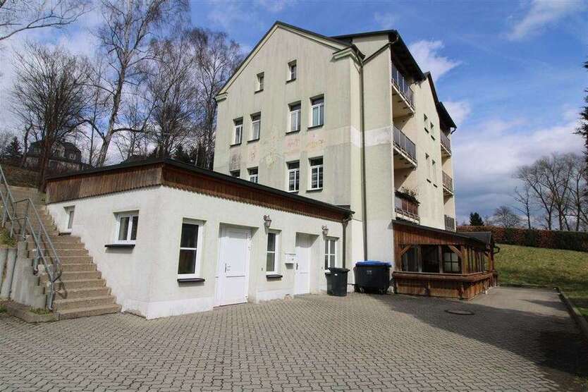 Büro in Markneukirchen 370 € 158.02 m²