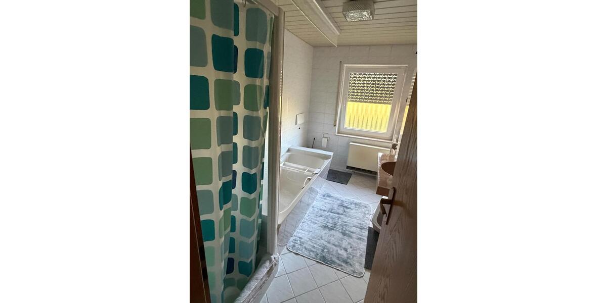 Etagenwohnung Friedrichshafen Allmannsweiler - 5 Zimmer, 140 m&sup2;, 399.000&euro; | Angebot:26612773