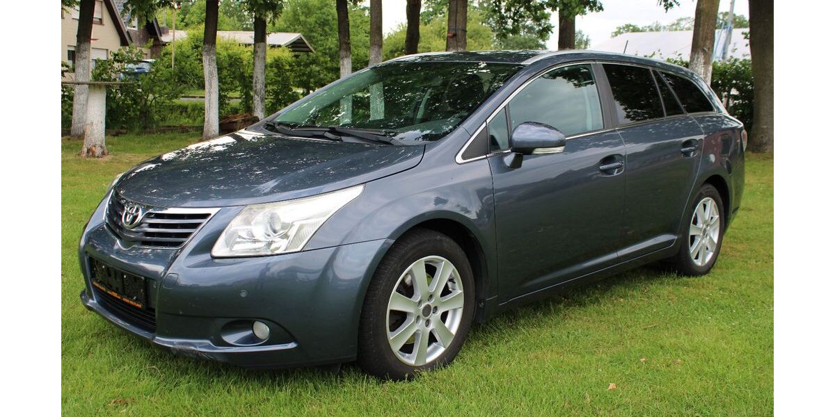 Toyota Avensis 200.500 km 3.750 &euro; Voltlage bei Osnabrück 49599