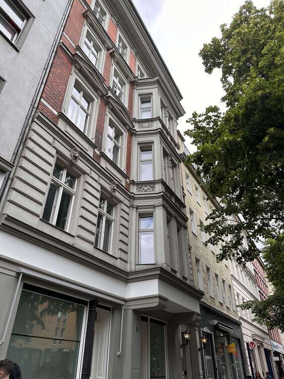Büro in Berlin 3.419 € 190 m²