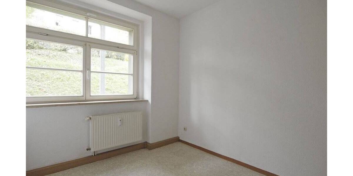Etagenwohnung Frankenberg Frankenberg - 3 Zimmer, 79 m&sup2;, 395&euro; | Angebot:25821055
