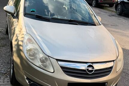 Opel Corsa 117.500 km 2.990 &euro; Mannheim 68219