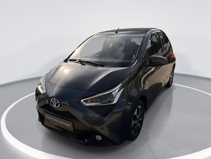 Toyota Aygo (X) 67.000 km 10.490 € Velden 84149