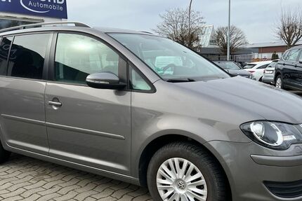 VW Touran 153.333 km 4.499 &euro; Vechta 49377