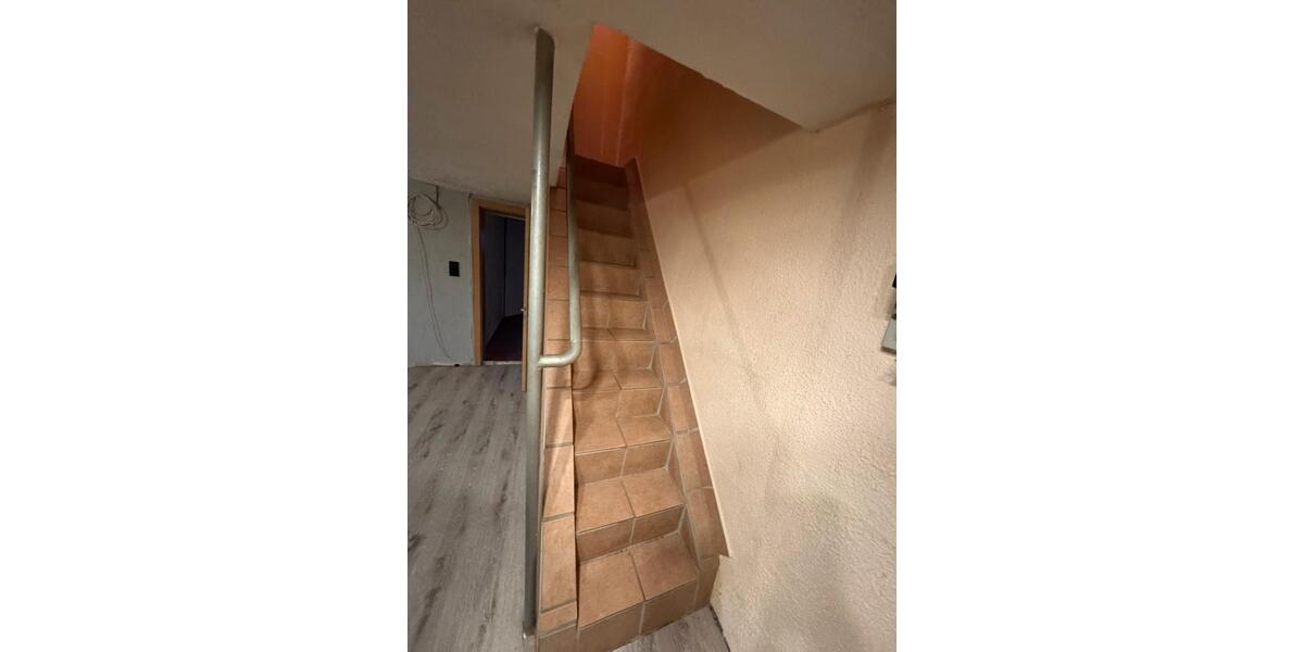 Reihenhaus Lübeck Kücknitz - 4 Zimmer, 73 m&sup2;, 150.000&euro; | Angebot:27182554